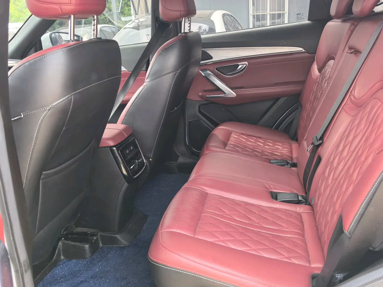 Jetour 2023 X70 PLUS 1.5T Brave 7-seat Manual Gear 4
