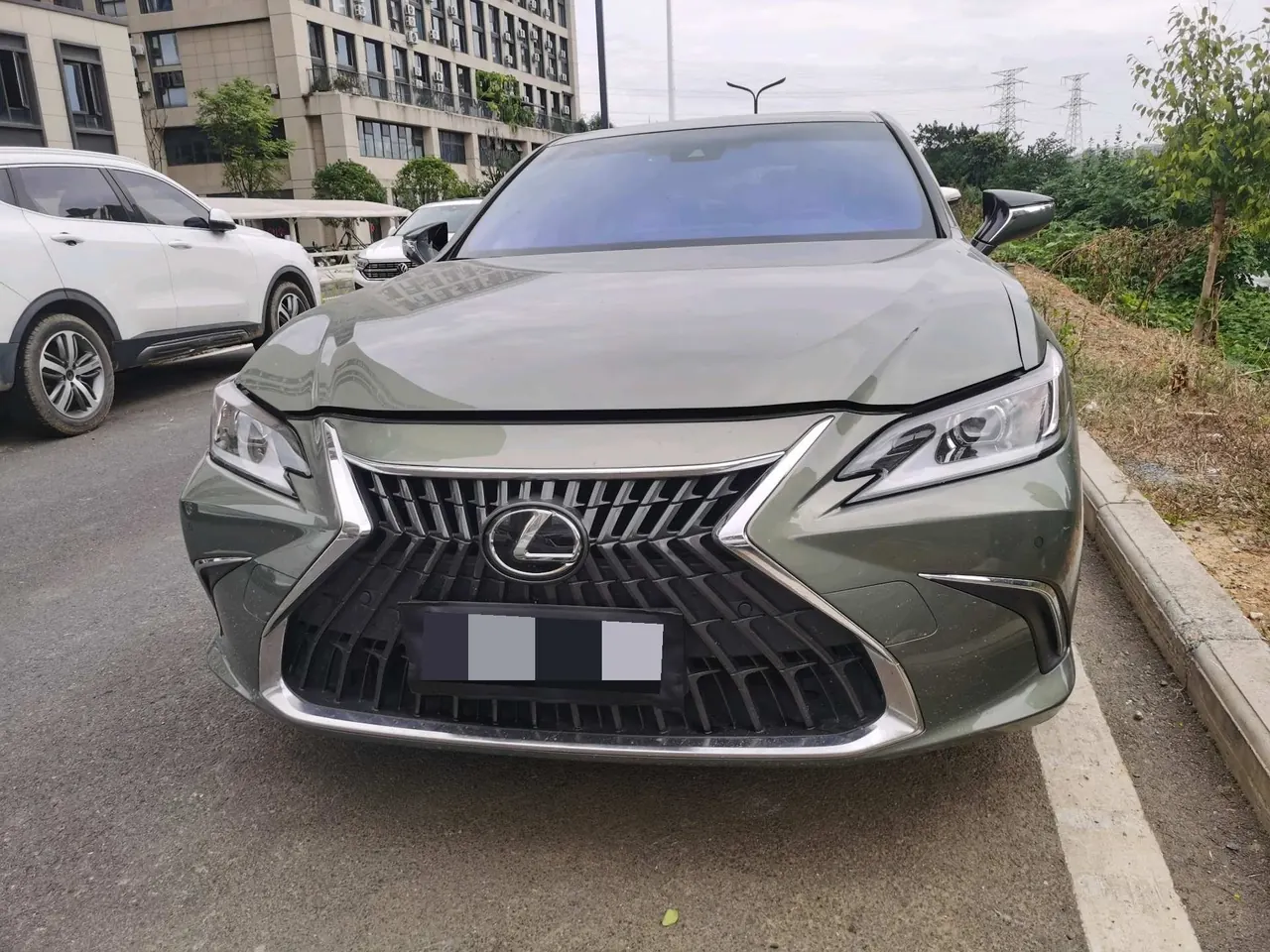 Lexus ES (Imported) 2023 ES200 2.0 Stepless Premium Edition Automatic Gear 2