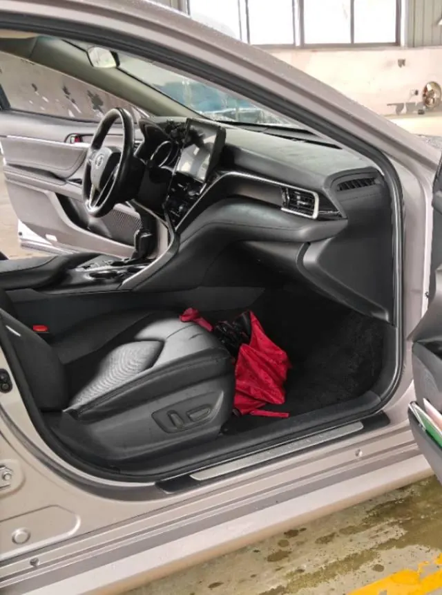 Toyota 2021 Camry 2.0G Stepless Deluxe Edition Automatic Gear 7