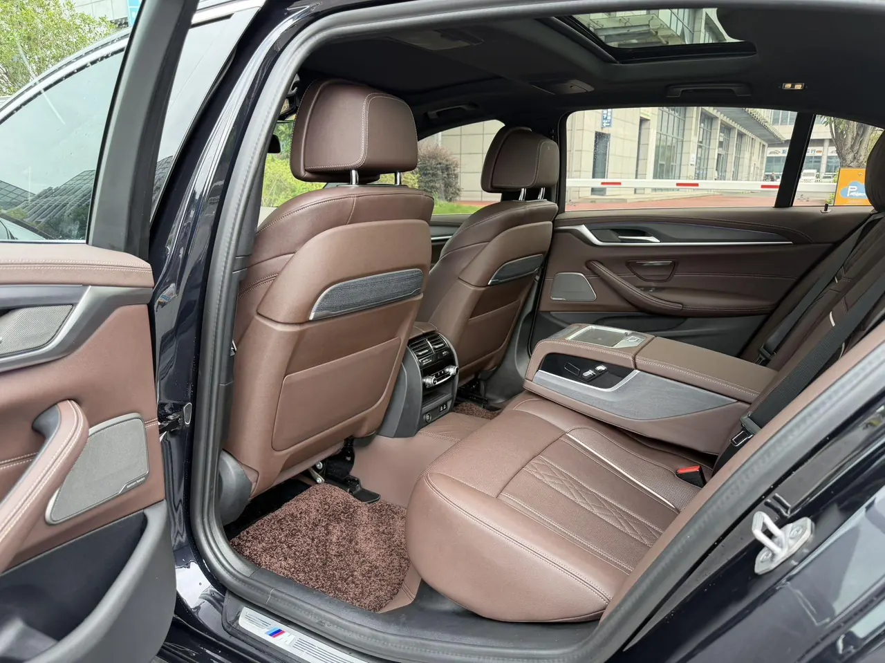 BMW 5 Series 2023 530Li 2.0T Exclusive M Sports Suit Automatic Gear 5