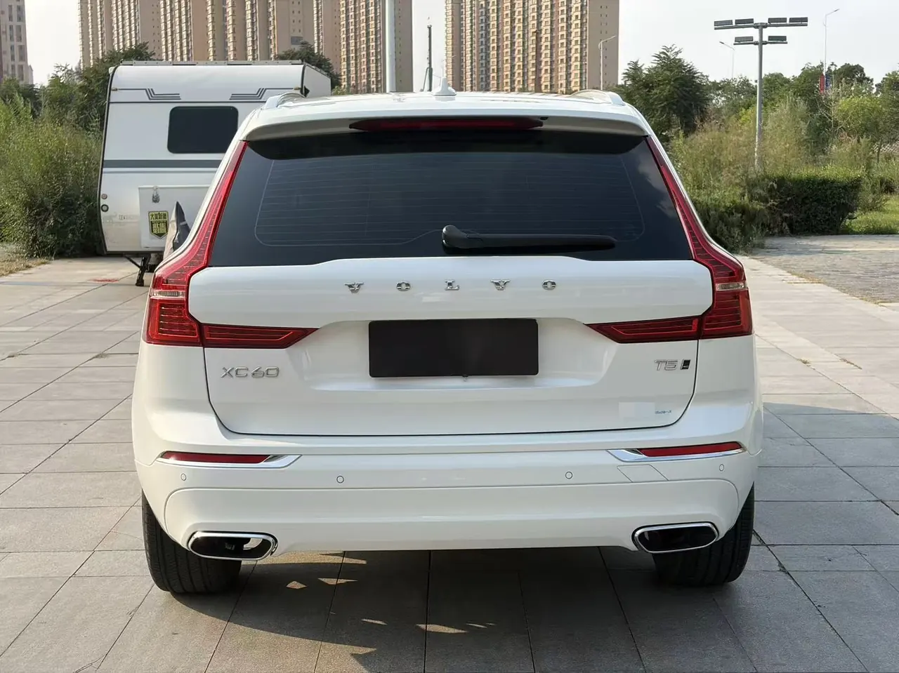 Volvo 2021 XC60 2.0T T5 4-wheel drive Zhiyuan Deluxe Edition Automatic Gear 4