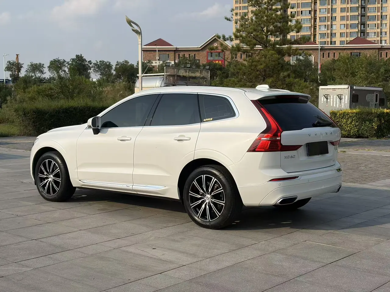 Volvo 2021 XC60 2.0T T5 4-wheel drive Zhiyuan Deluxe Edition Automatic Gear 6