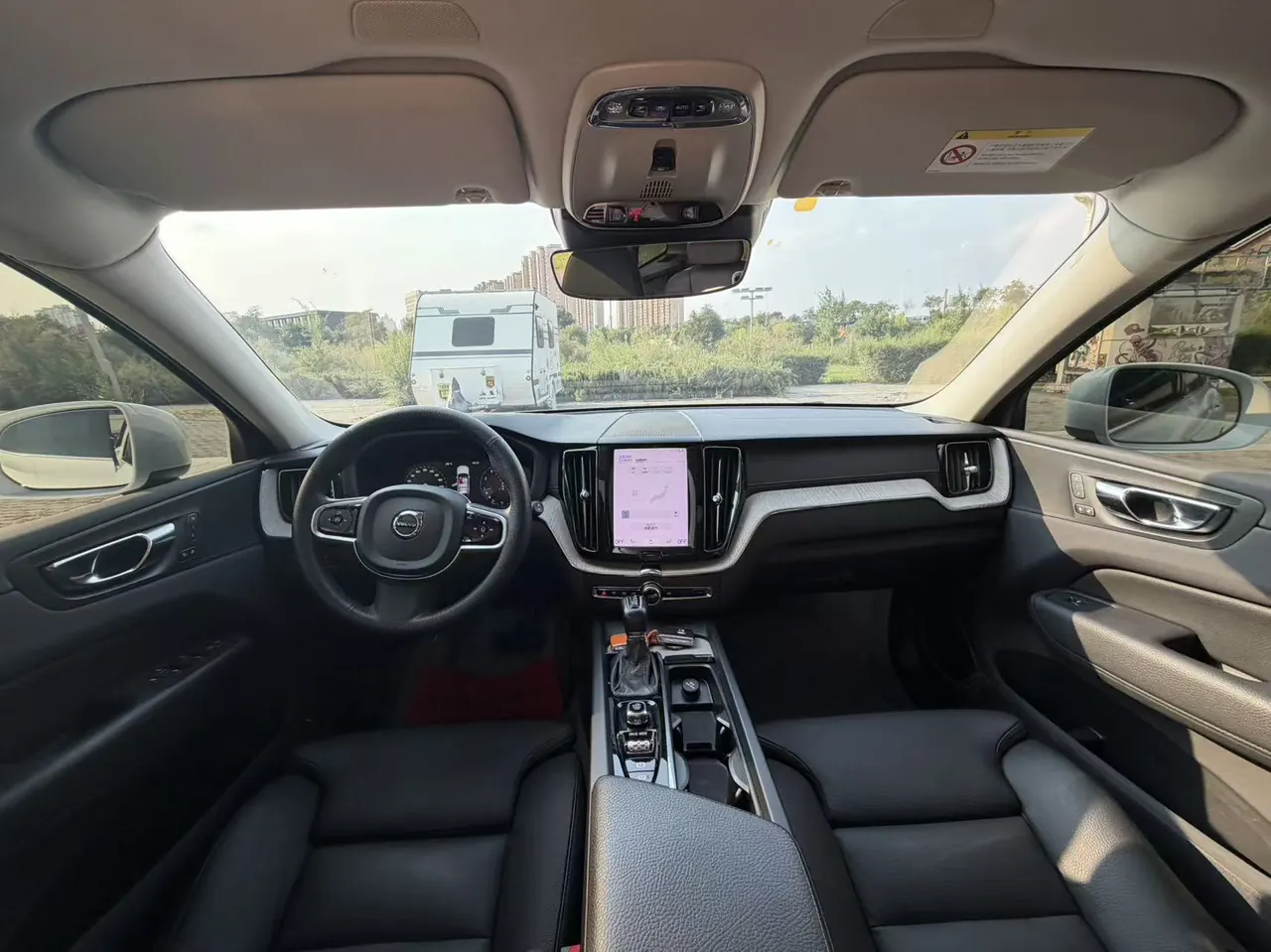 Volvo 2021 XC60 2.0T T5 4-wheel drive Zhiyuan Deluxe Edition Automatic Gear 8