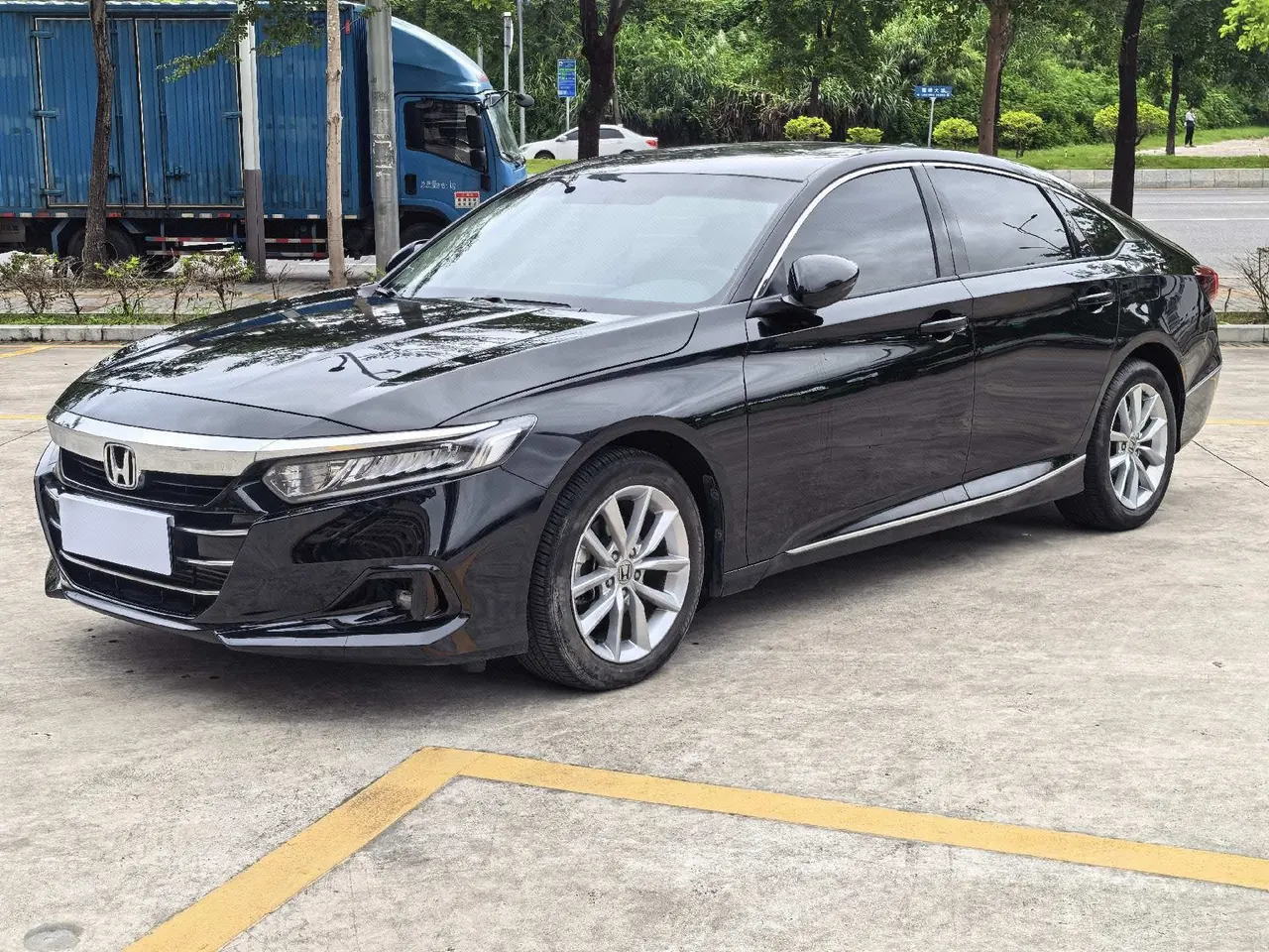 Open image lightbox: Honda 2022 10th Generation Accord 1.5T Stepless 260TURBO Deluxe Automatic Gear