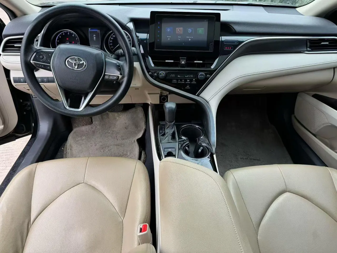 Toyota 2021 Camry 2.0E Stepless Elite Edition Automatic Gear 7