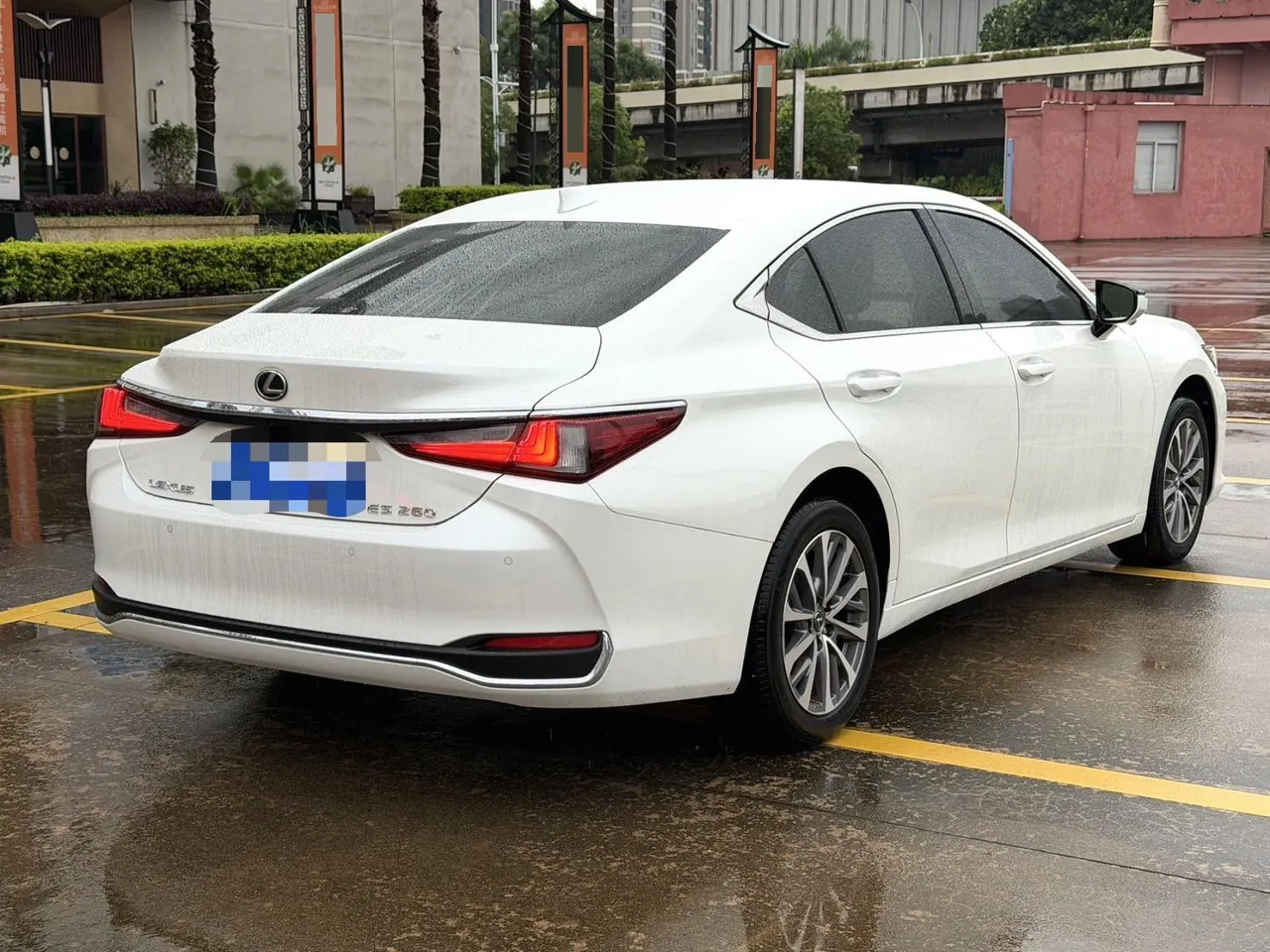 Lexus ES (Imported) 2023 ES200 2.0 Stepless Premium Edition Automatic Gear 4
