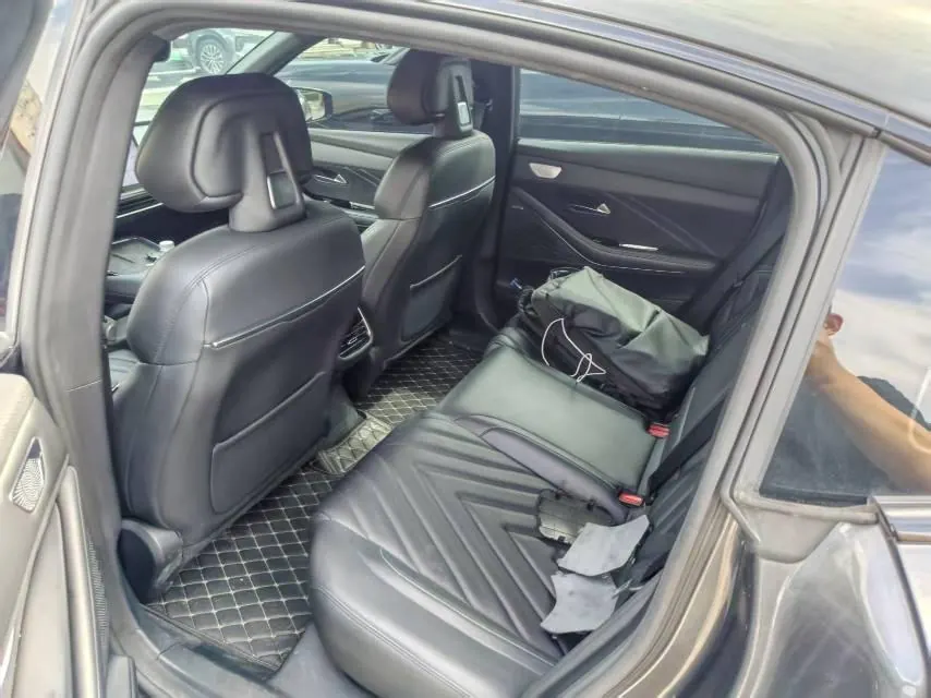 ChangAn Deepal 2023 SL 03 200Max Range-extended Automatic Gear 3