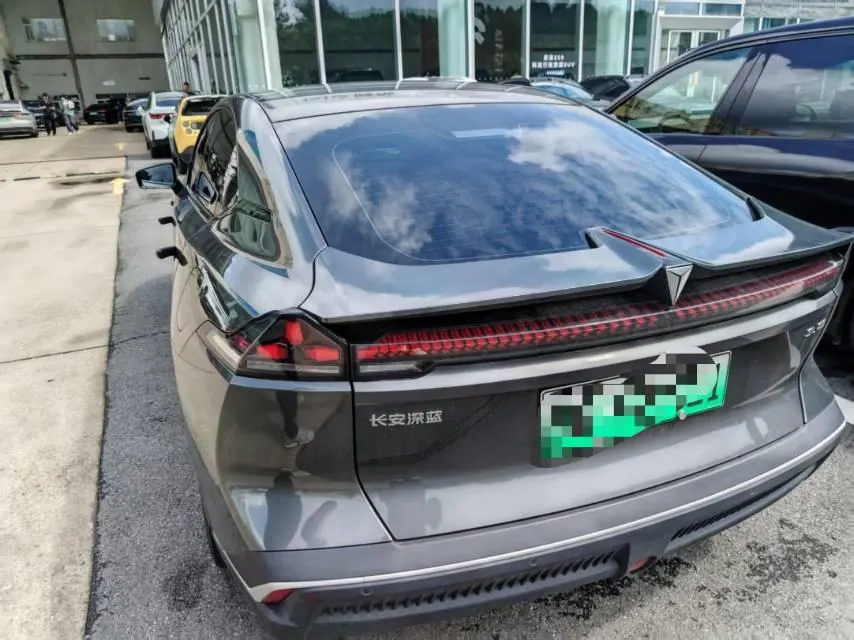 ChangAn Deepal 2023 SL 03 200Max Range-extended Automatic Gear 4