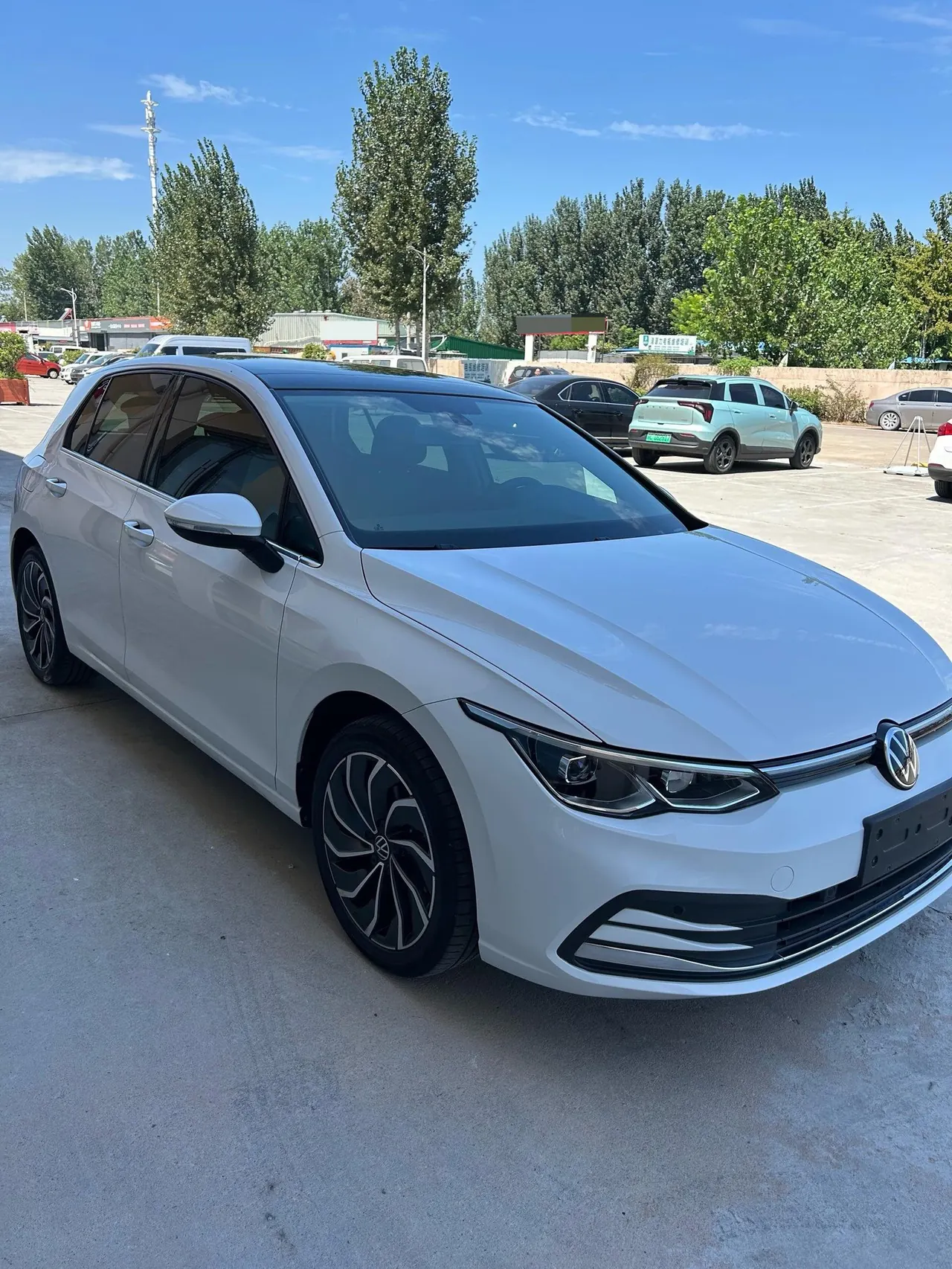 Volkswagen 2021 Golf 8 PRO 1.4TSI 280TSI Automatic 3