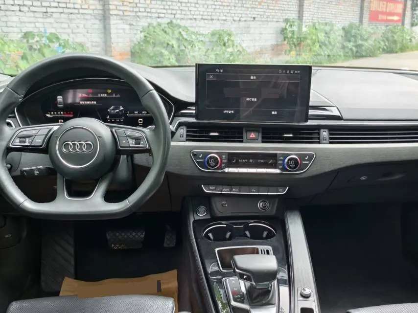 Audi 2023 A4L 2.0TFSI 40TFSI Deluxe Dynamic Automatic 6
