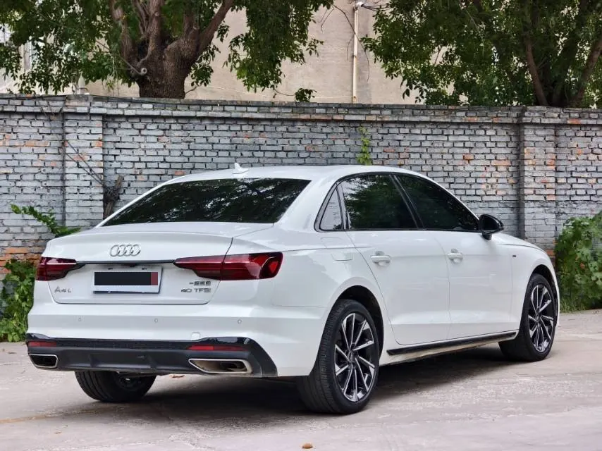 Audi 2023 A4L 2.0TFSI 40TFSI Deluxe Dynamic Automatic 7