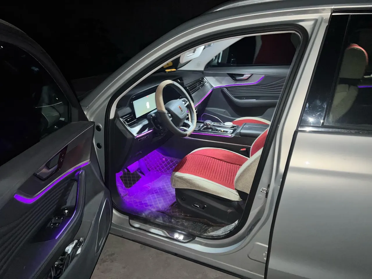 HongQi 2023 HS5 2.0T Flag Yue Pro Edition Automatic Gear 3