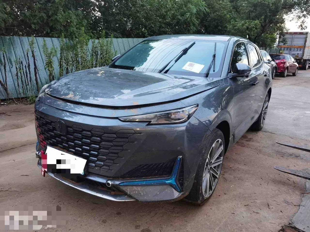打开图片灯箱:ChangAn 2021 UNI-K 2.0T 4-wheel drive distinguished automatic transmission