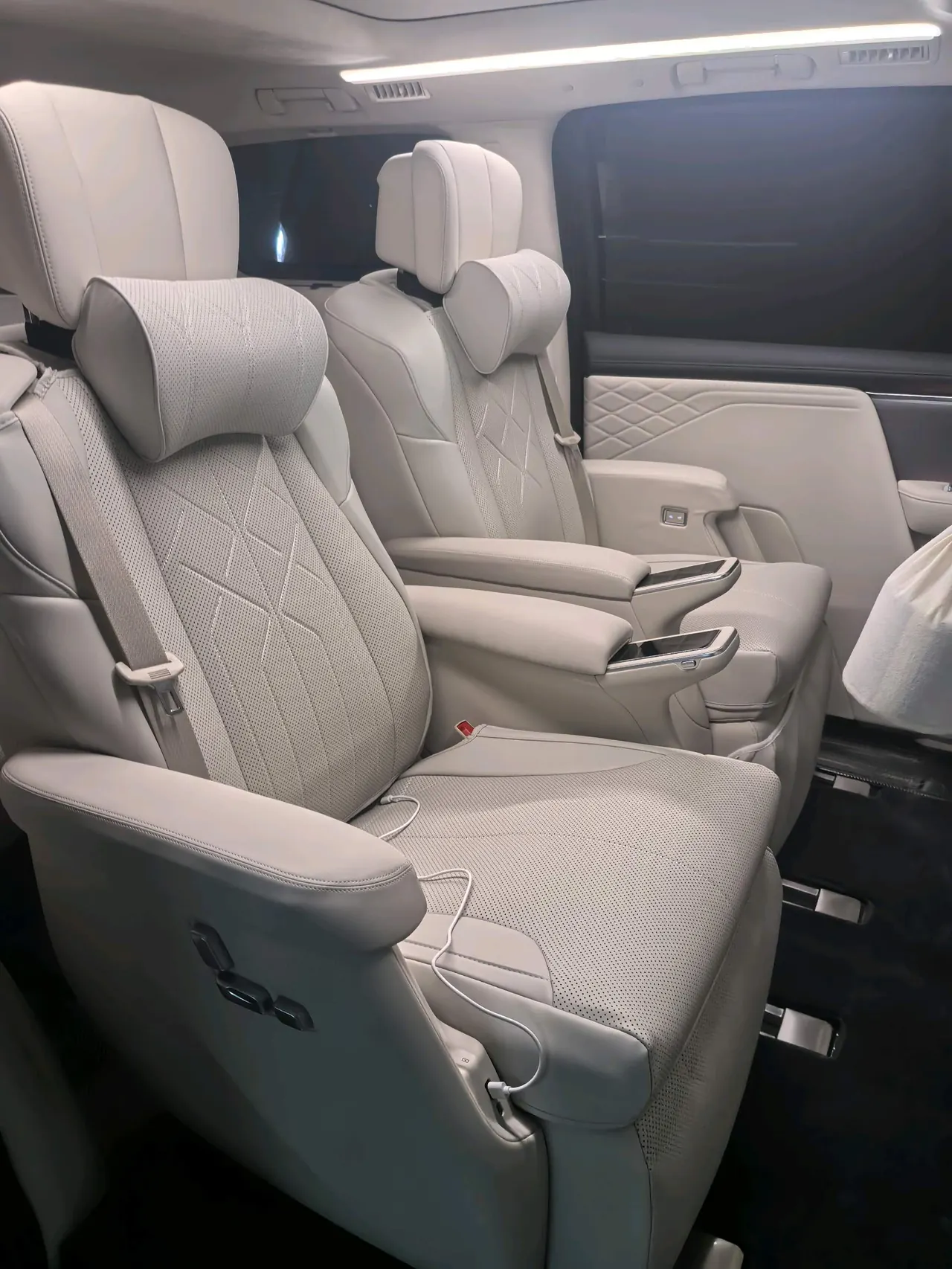 Buick 2026 to the world family 1.5T luxury version of automatic gear 2