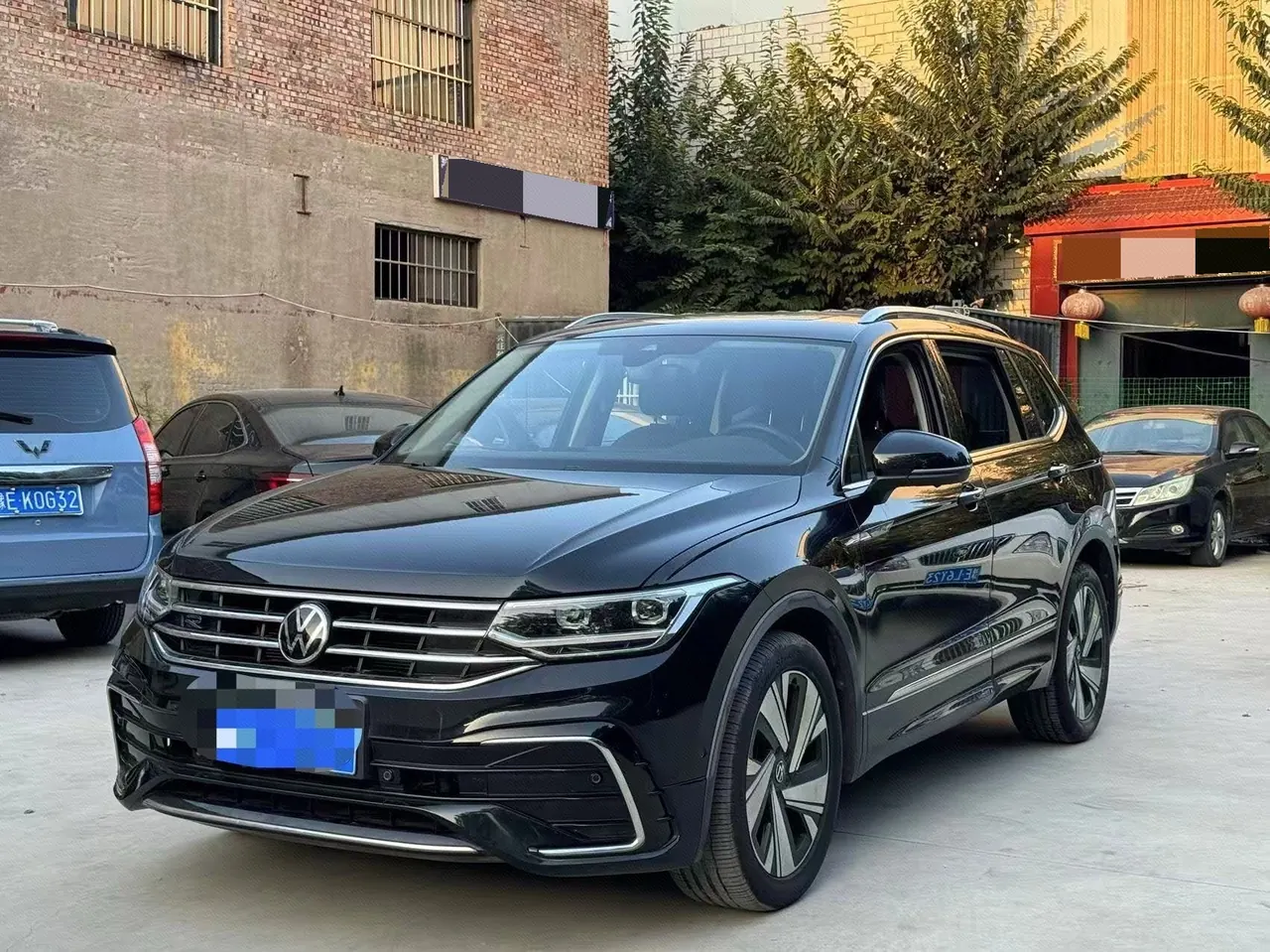 Open image lightbox: Volkswagen 2023 Tiguan L R-Line 2.0TSI 330TSI Two-Drive R-Line Yuexiang Edition (Revised) Automatic Gear