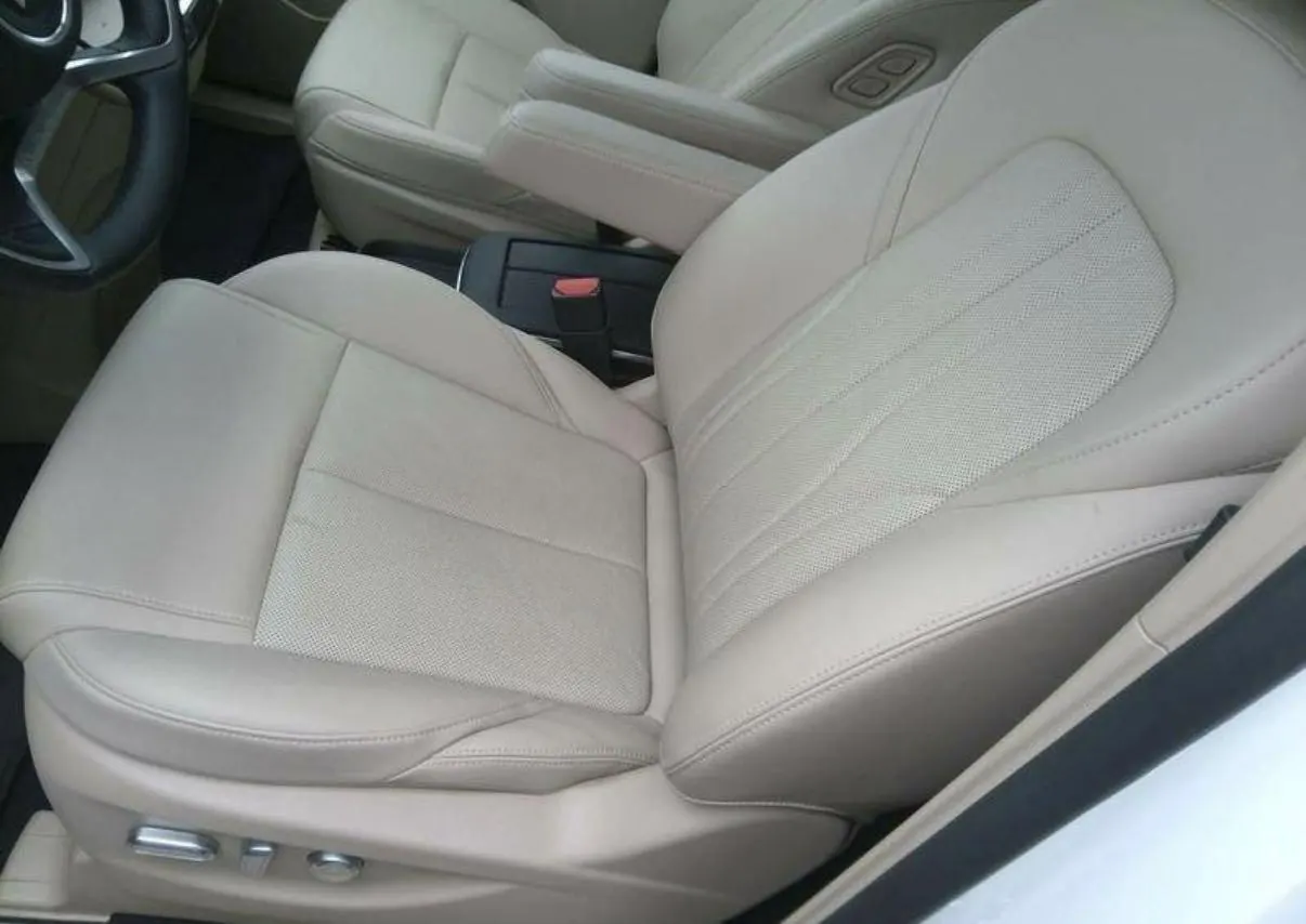 Buick 2025 GL8 Lu Shang 1.5T Premium Edition 7-seat Automatic Gear 2