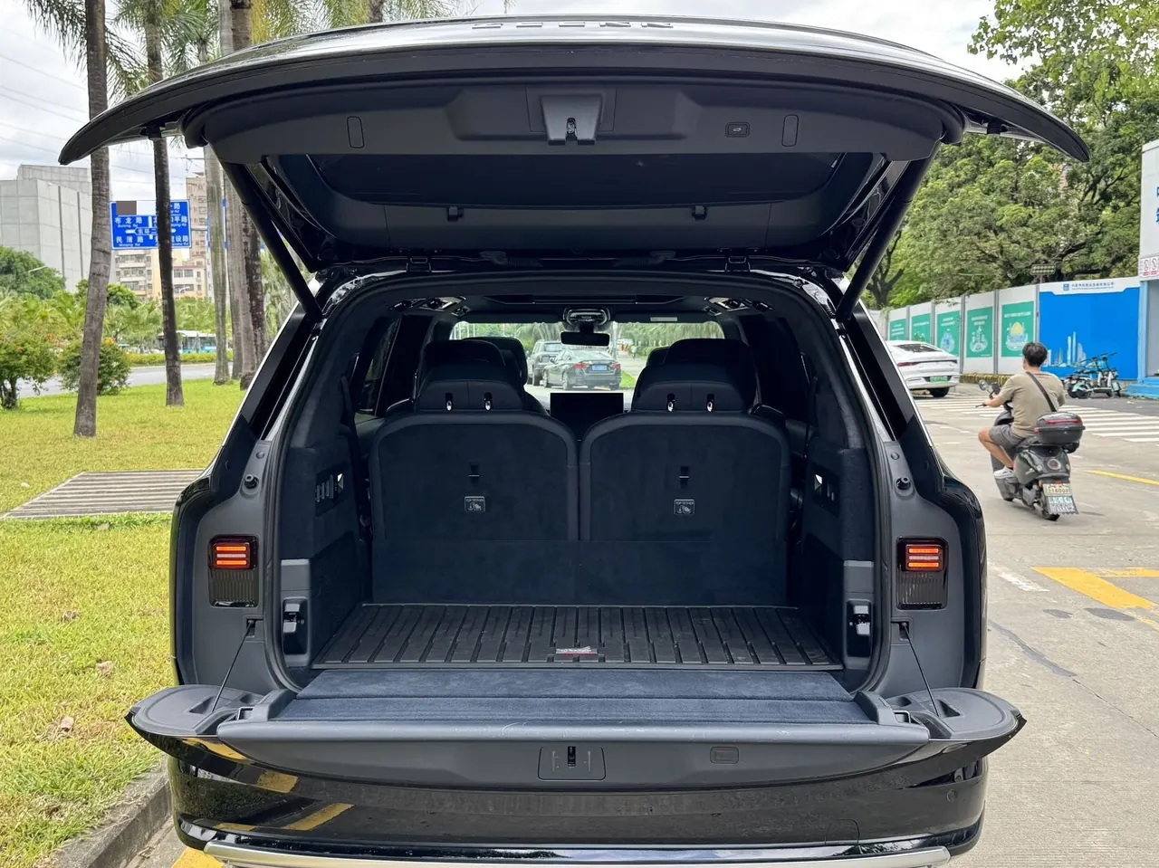 Zeekr 2025 Zeekr 9X 2.0T Ultra 55kWh automatic gear 19