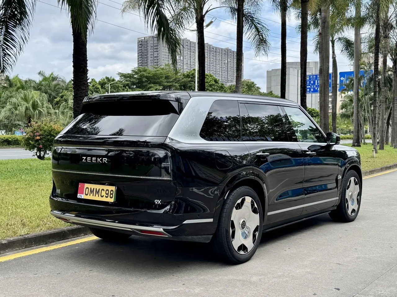 Zeekr 2025 Zeekr 9X 2.0T Ultra 55kWh automatic gear 5