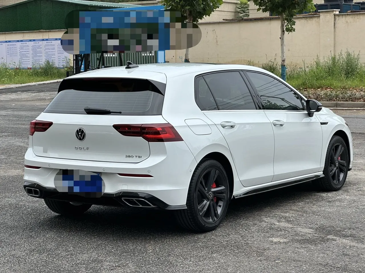 Volkswagen 2023 Golf 8 R-Line 1.4TSI 280TSI Lite Automatic 7