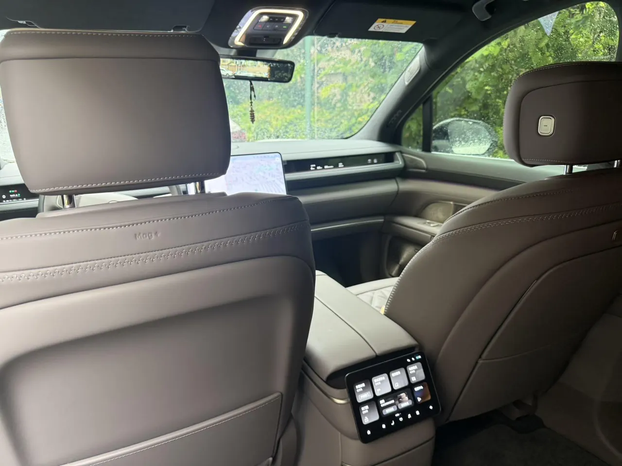 NIO 2026 ES8 6‑Seater Executive Signature Edition Automatic Transmission 4