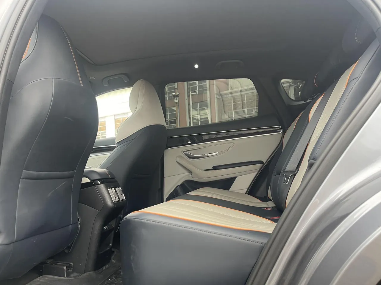 BYD Song PLUS New Energy 2022 Song PLUS DM-i 1.5 Stepless 110KM Flagship PLUS 5G Edition Automatic Gear 2