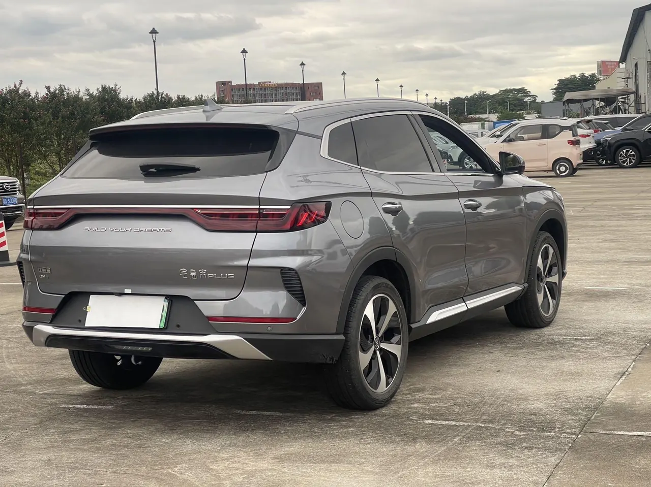 BYD Song PLUS New Energy 2022 Song PLUS DM-i 1.5 Stepless 110KM Flagship PLUS 5G Edition Automatic Gear 6