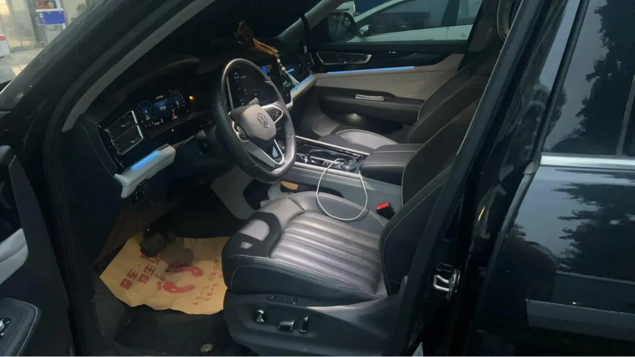 Volkswagen 2023 Tuang 2.0TSI 380TSI 4WD Respect Deluxe Automatic Transmission 11