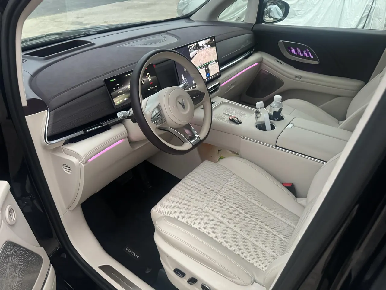 Voyah 2025 dreamers PHEV 1.5T four-wheel drive flagship dry Kun version automatic gear 3