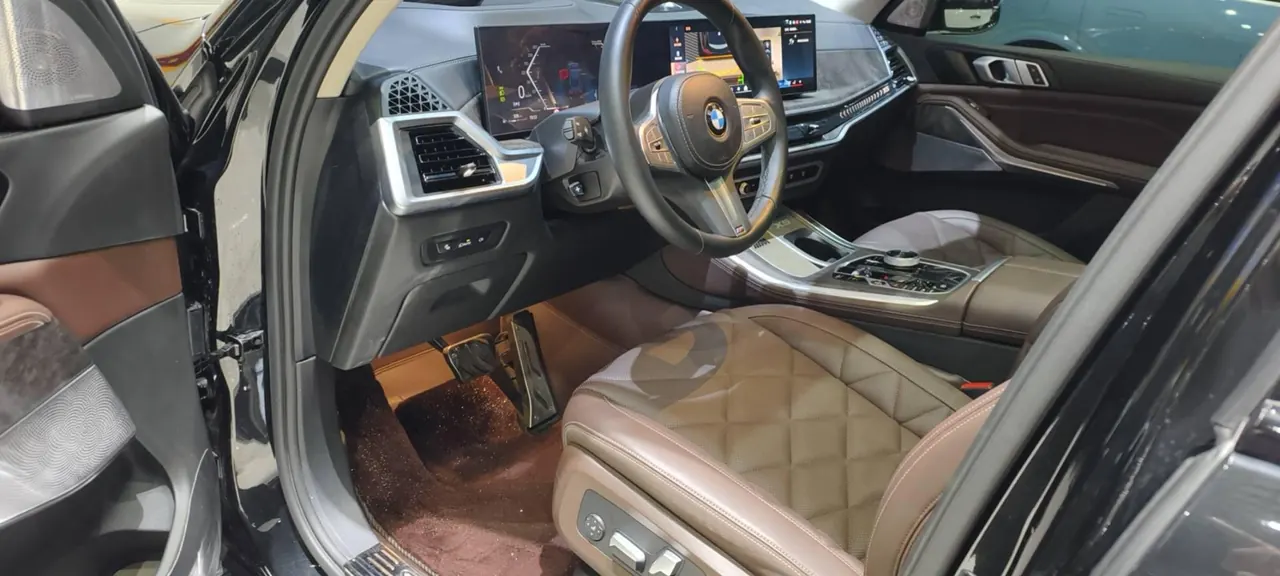 BMW 2023 X5 xDrive30Li 48V 2.0T exclusive m sports obsidian night suit automatic gear 3