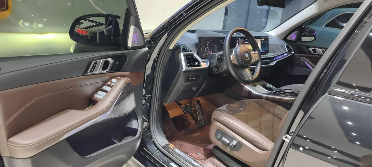 BMW 2023 X5 xDrive30Li 48V 2.0T exclusive m sports obsidian night suit automatic gear 4