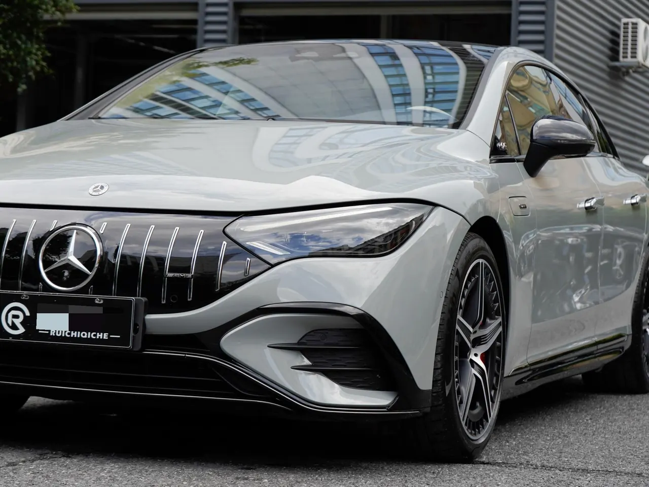 Mercedes Benz EQE AMG (Imported) 2023 EQE 53 AMG 4MATIC EQE 53 AMG 4MATIC Automatic Gear 17