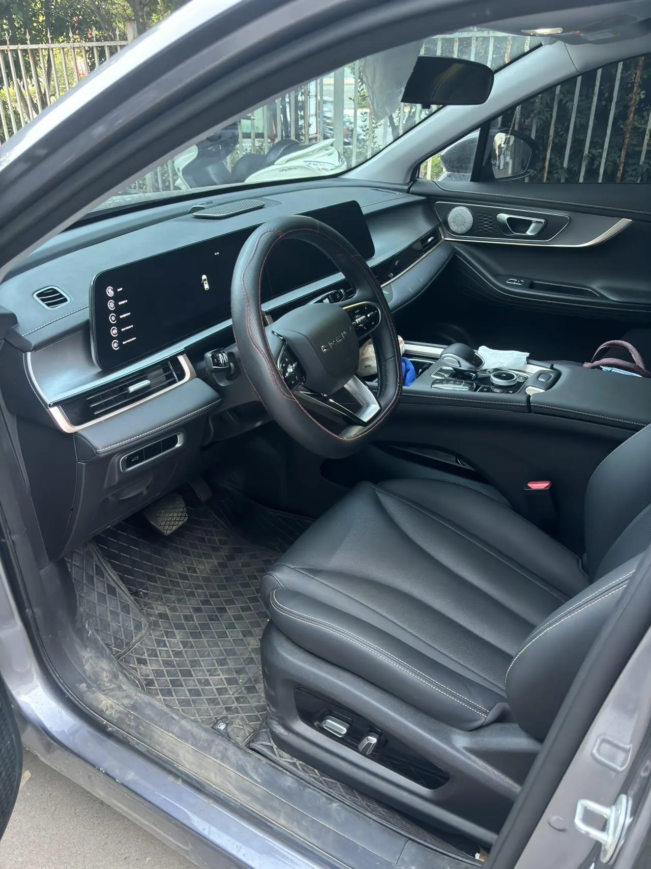 Chery 2025 Ruihu 5x 1.5T Stepless High Energy Edition Deluxe Automatic Gear 3