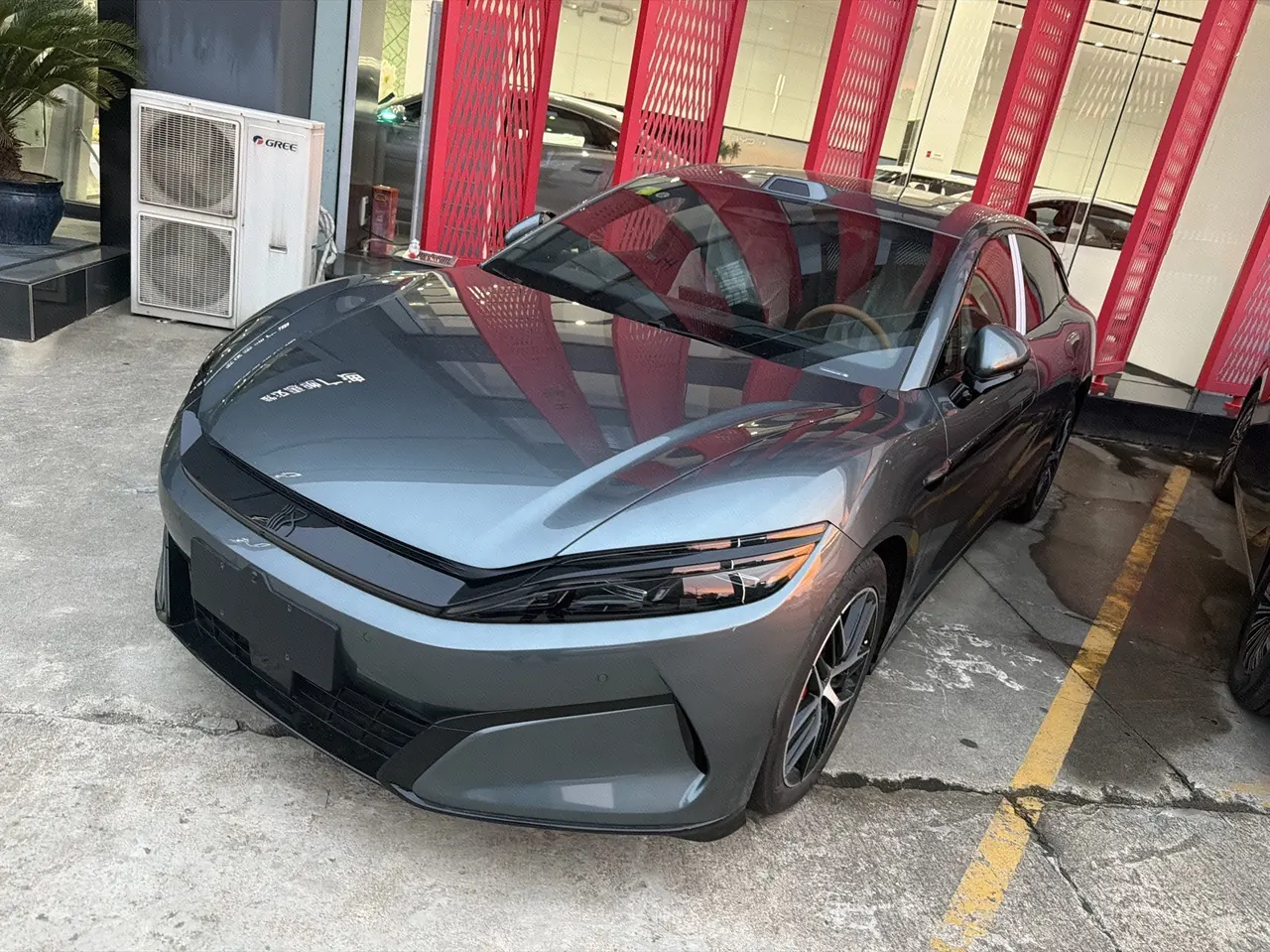 打开图片灯箱:BYD 2025 Han L DM-p 1.5T Stepless Four-wheel Drive Laser Radar Flagship Automatic Gear