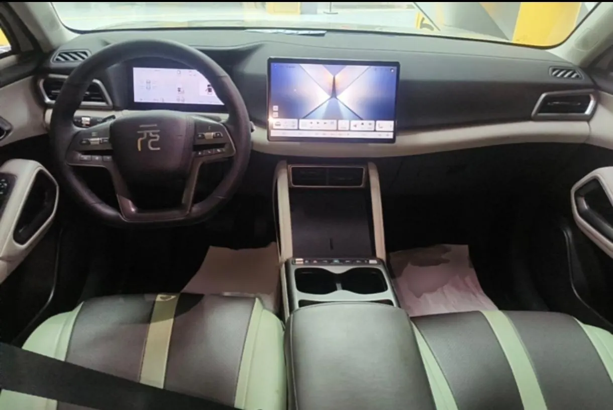 BYD 2025 Yuan UP Smart Driving 401KM Vital Automatic Gear 7