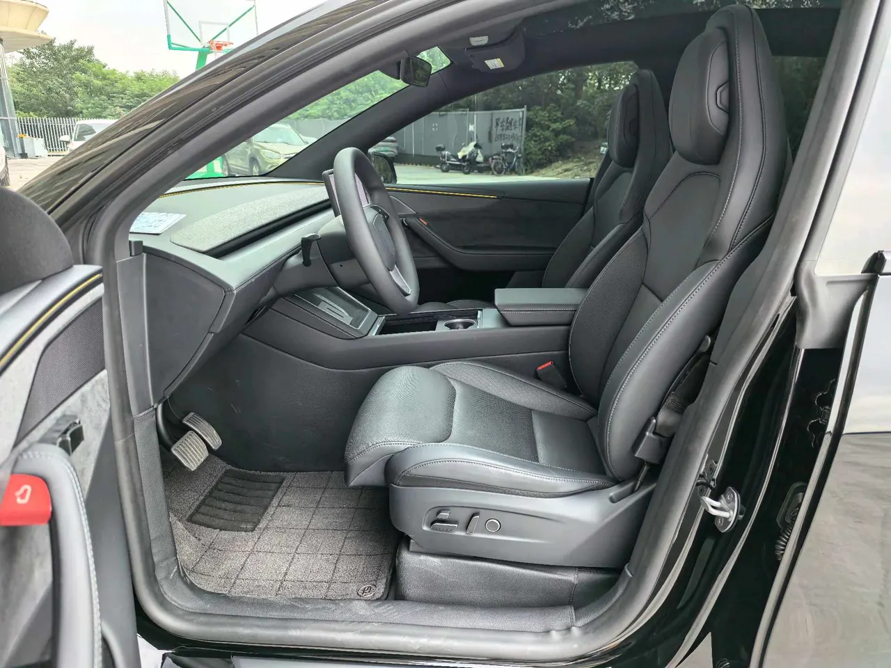 Tesla 2025 Model Y L Long Endurance All-Wheel Drive Automatic Transmission 5