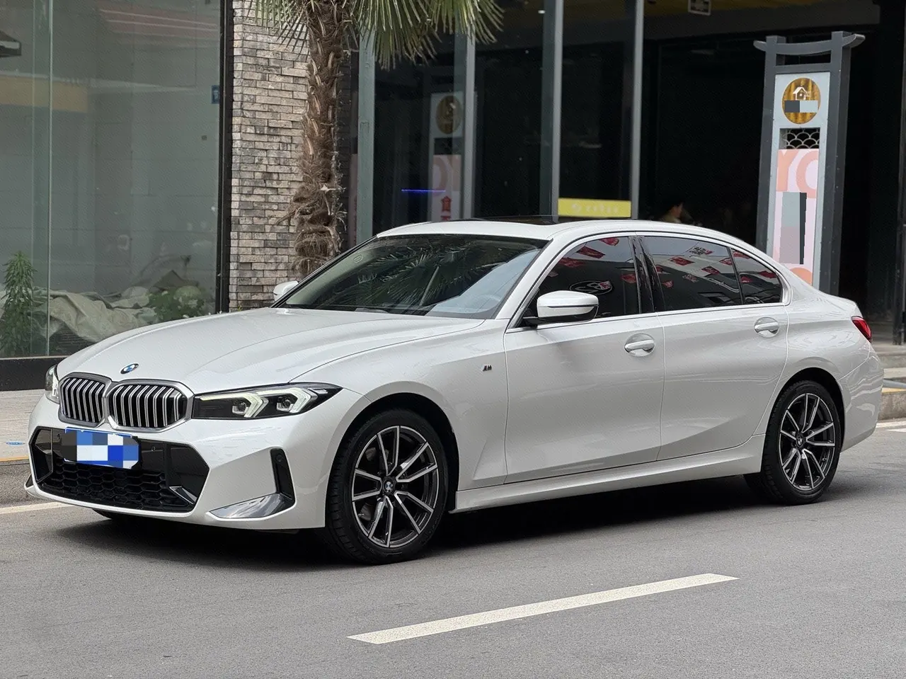 Open image lightbox: BMW 3 Series 2023 320Li 2.0T M Sports Suit Automatic Gear
