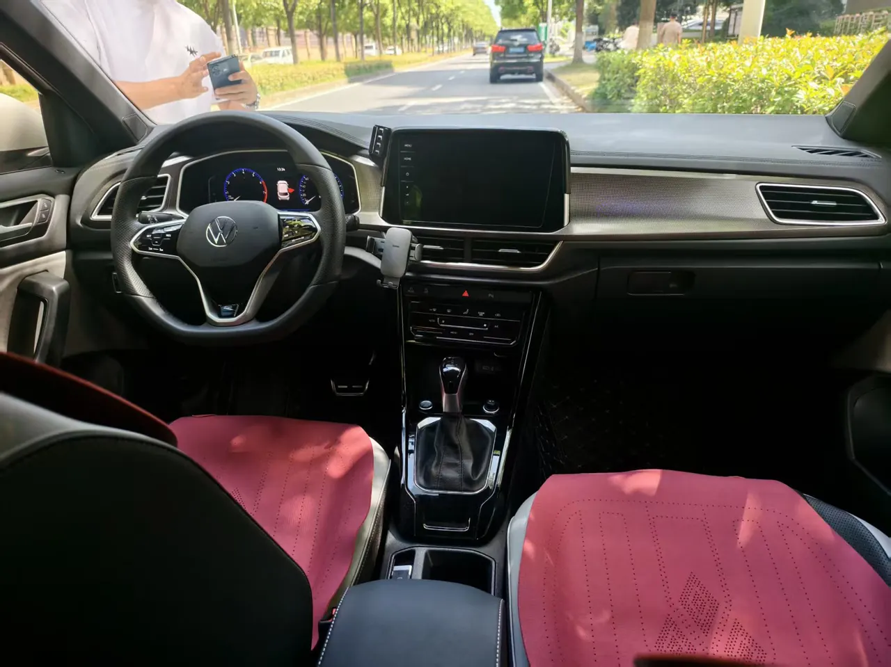 Volkswagen 2025 Tange 1.5TSI 300TSI Two-Drive Chen Guang Edition (Modified) Automatic Gear 6