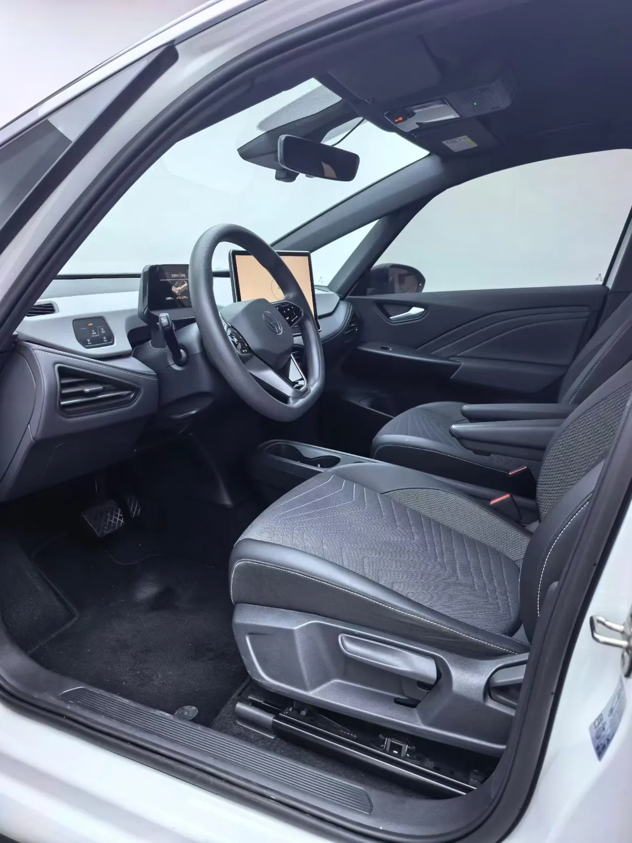 Volkswagen 2025 ID. 3 smart pure intelligent enjoy version of automatic transmission 3