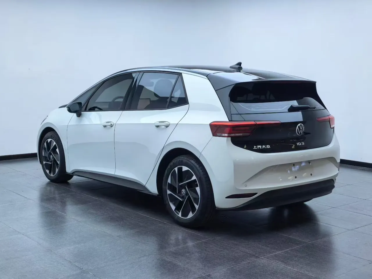 Volkswagen 2025 ID. 3 smart pure intelligent enjoy version of automatic transmission 5