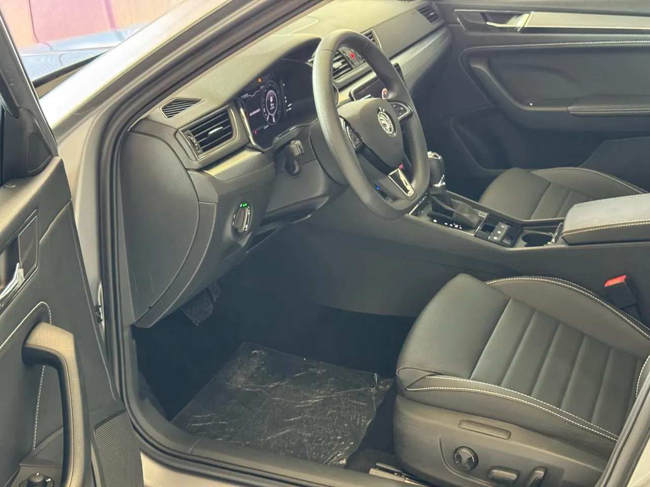 Skoda 2023 Express 1.4TSI TSI280 Premium Edition (Modified) Automatic Gear 8