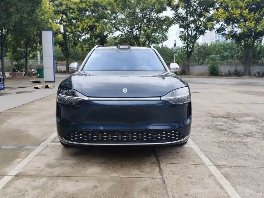 AITO 2025 AITO M9 extended range Ultra version 52kWh 6-seat version (896-line laser Radar) automatic gear 2