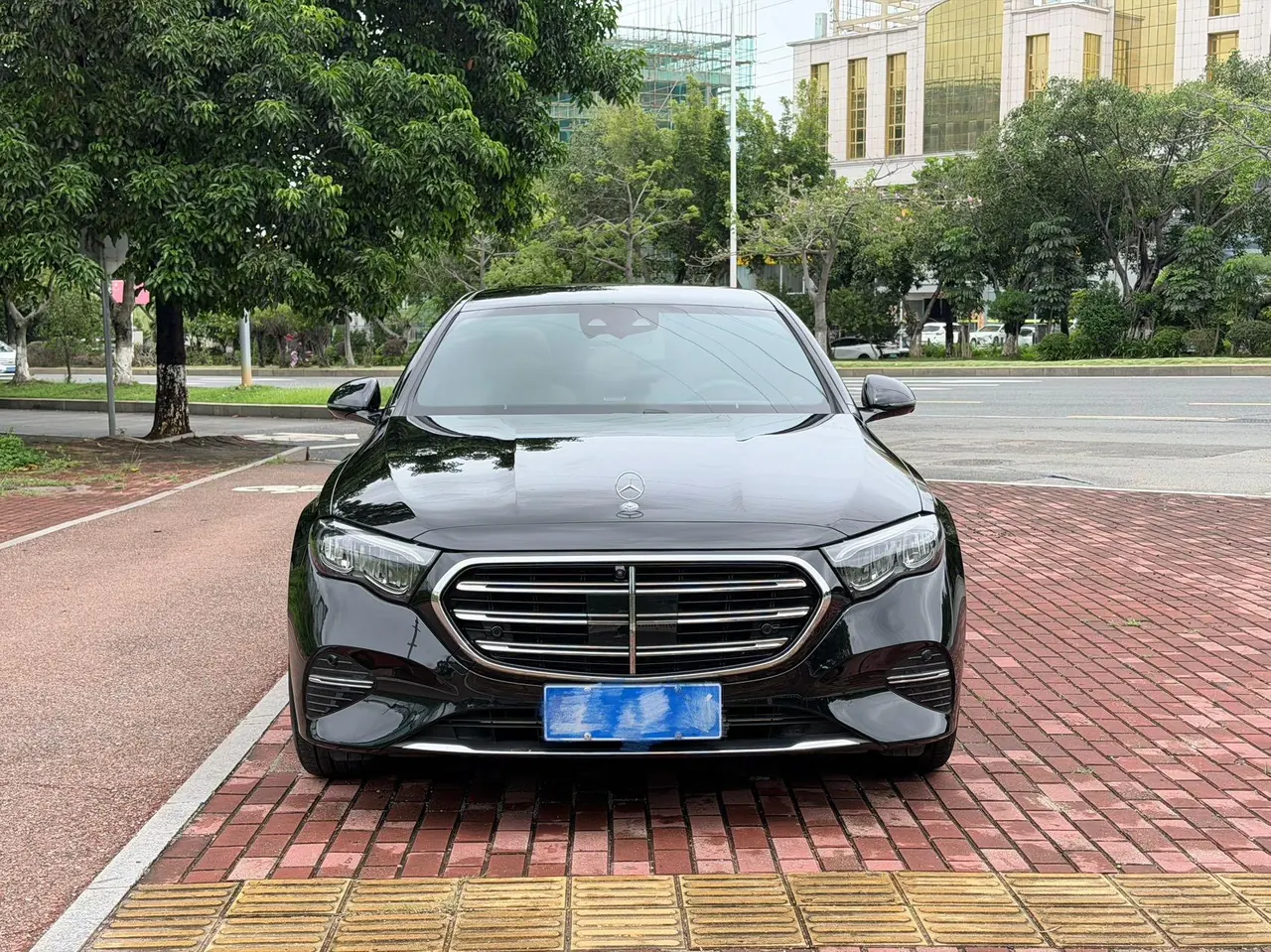 Mercedes Benz E-Class 2026 model E 300 L 48V 2.0T Luxury Edition Automatic 2