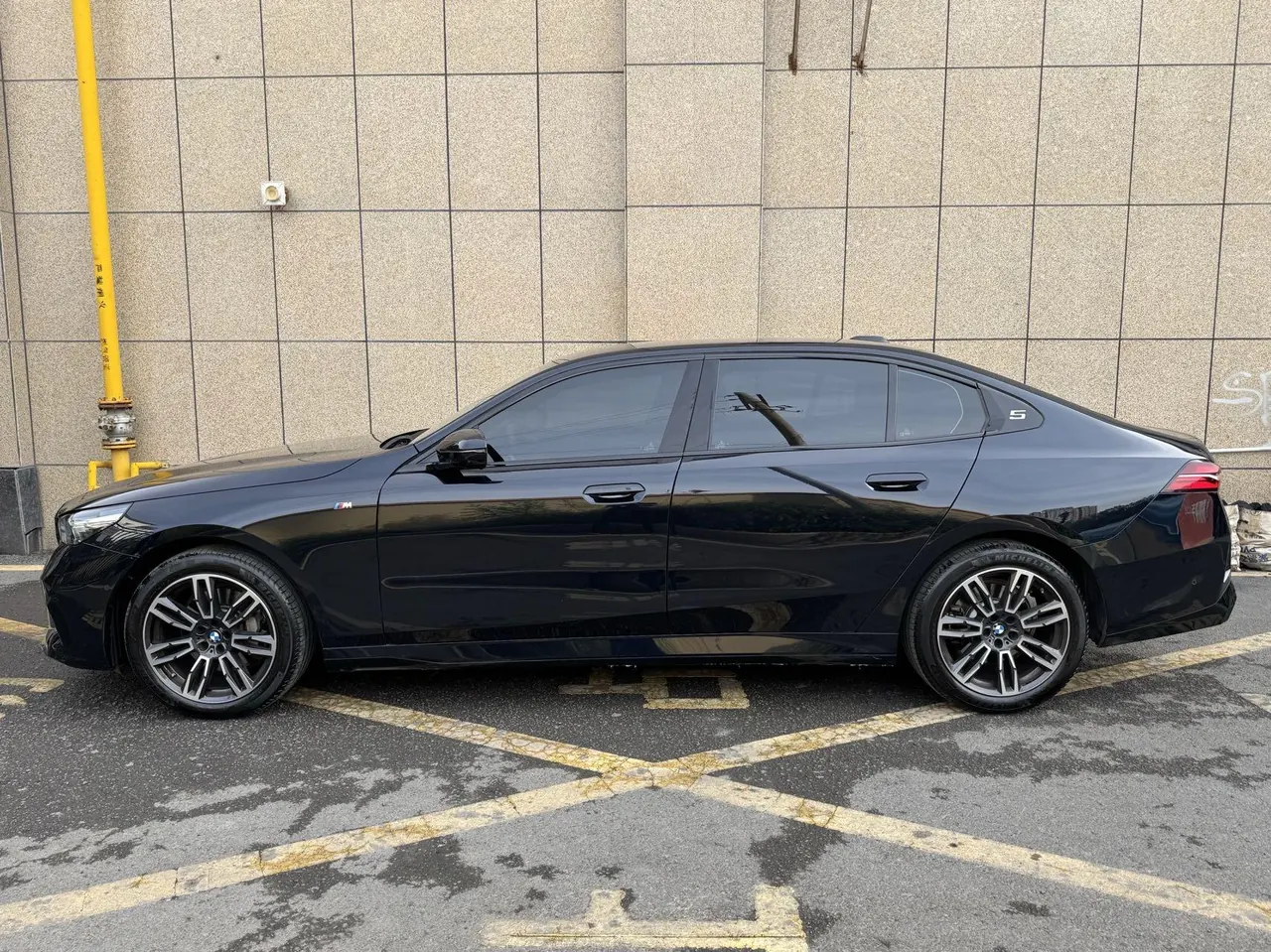 BMW 5 Series 2025 530Li 48V 2.0T Leading M Sports Suit Automatic Gear 6