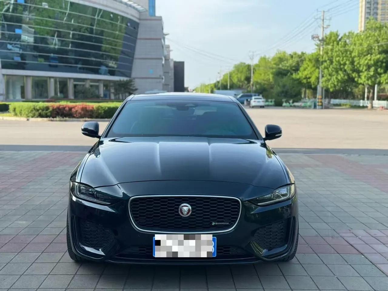 Jaguar 2023 XEL 2.0T 250PS R-DYNAMIC S Enterprising Sports Edition Automatic Gear 2