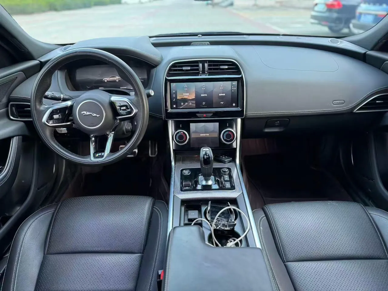 Jaguar 2023 XEL 2.0T 250PS R-DYNAMIC S Enterprising Sports Edition Automatic Gear 9
