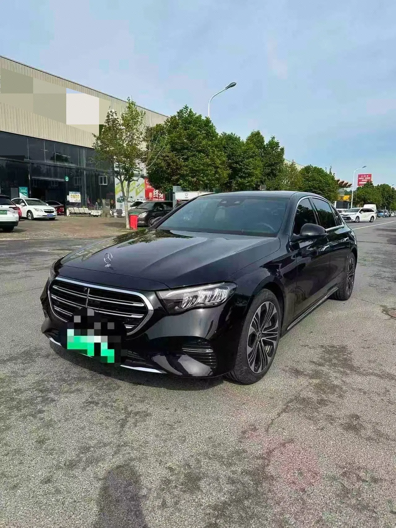 Mercedes Benz Class E New Energy 2024 E 350 e L 2.0T Automatic Gear - View 1