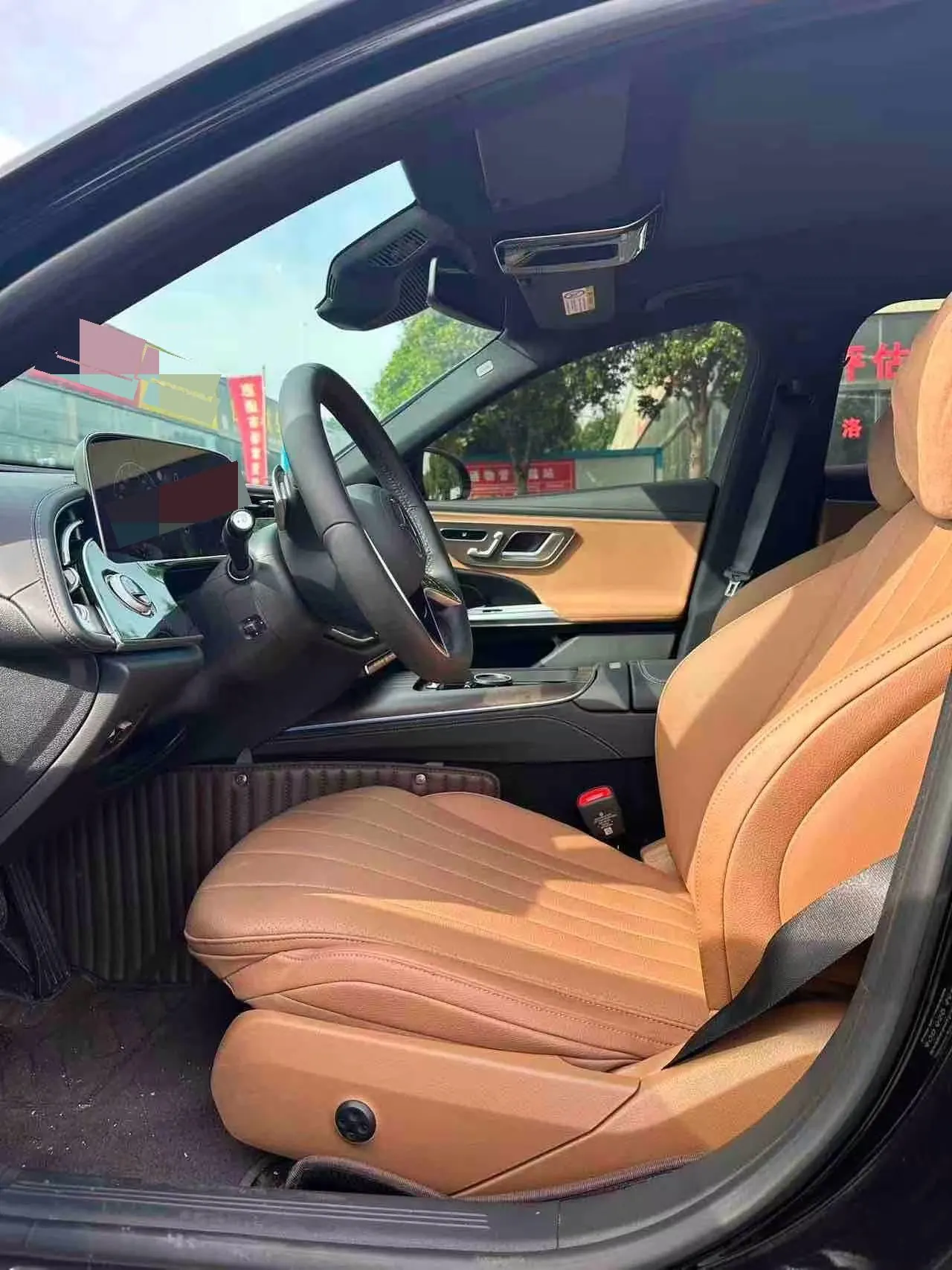 Mercedes Benz Class E New Energy 2024 E 350 e L 2.0T Automatic Gear 4