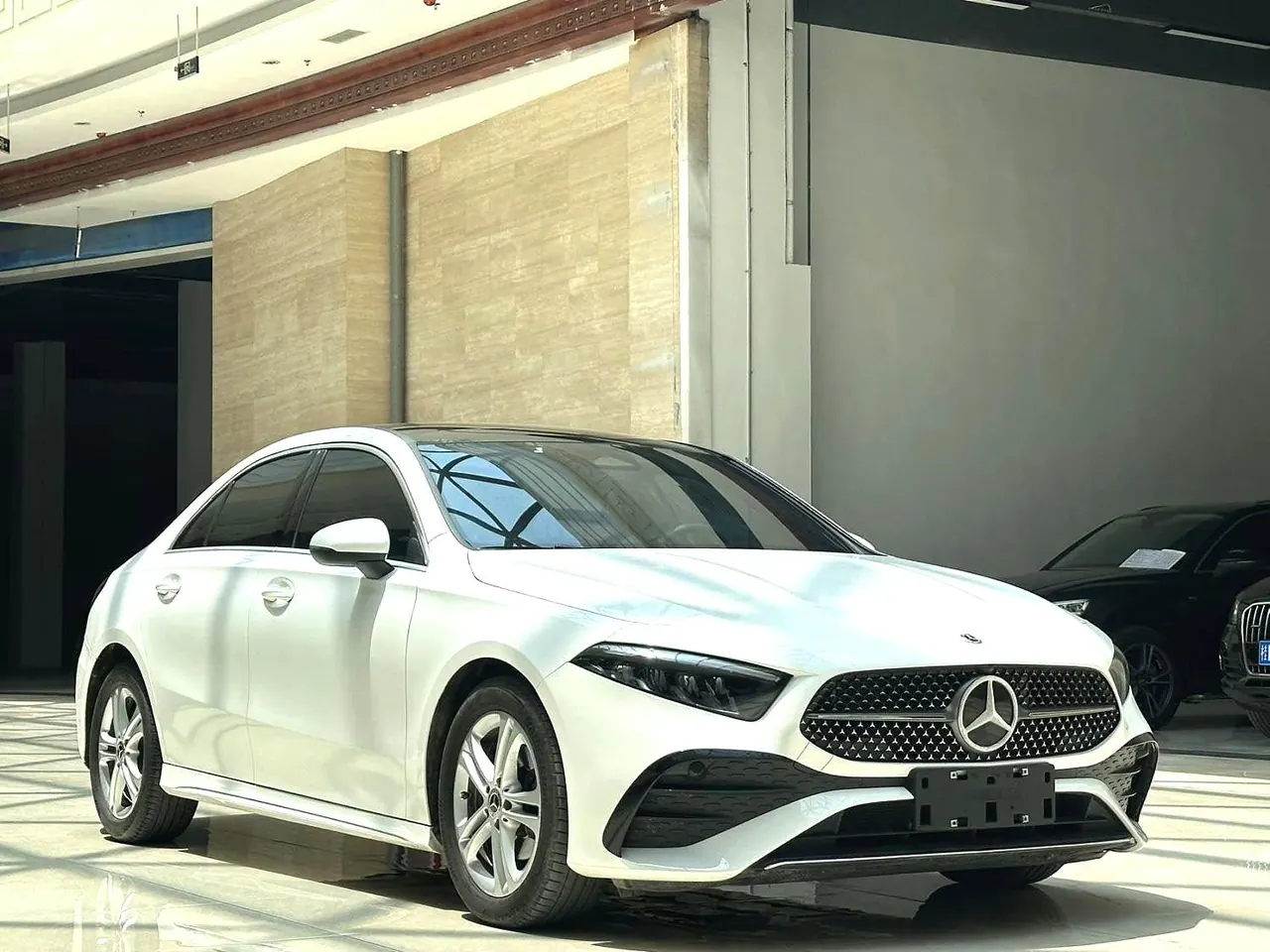 Mercedes Benz Class A 2024 A 180 L 1.3T automatic gear 3