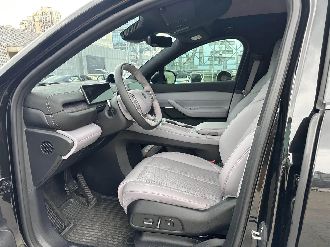 NIO 2024 EC6 75kWh automatic transmission 4