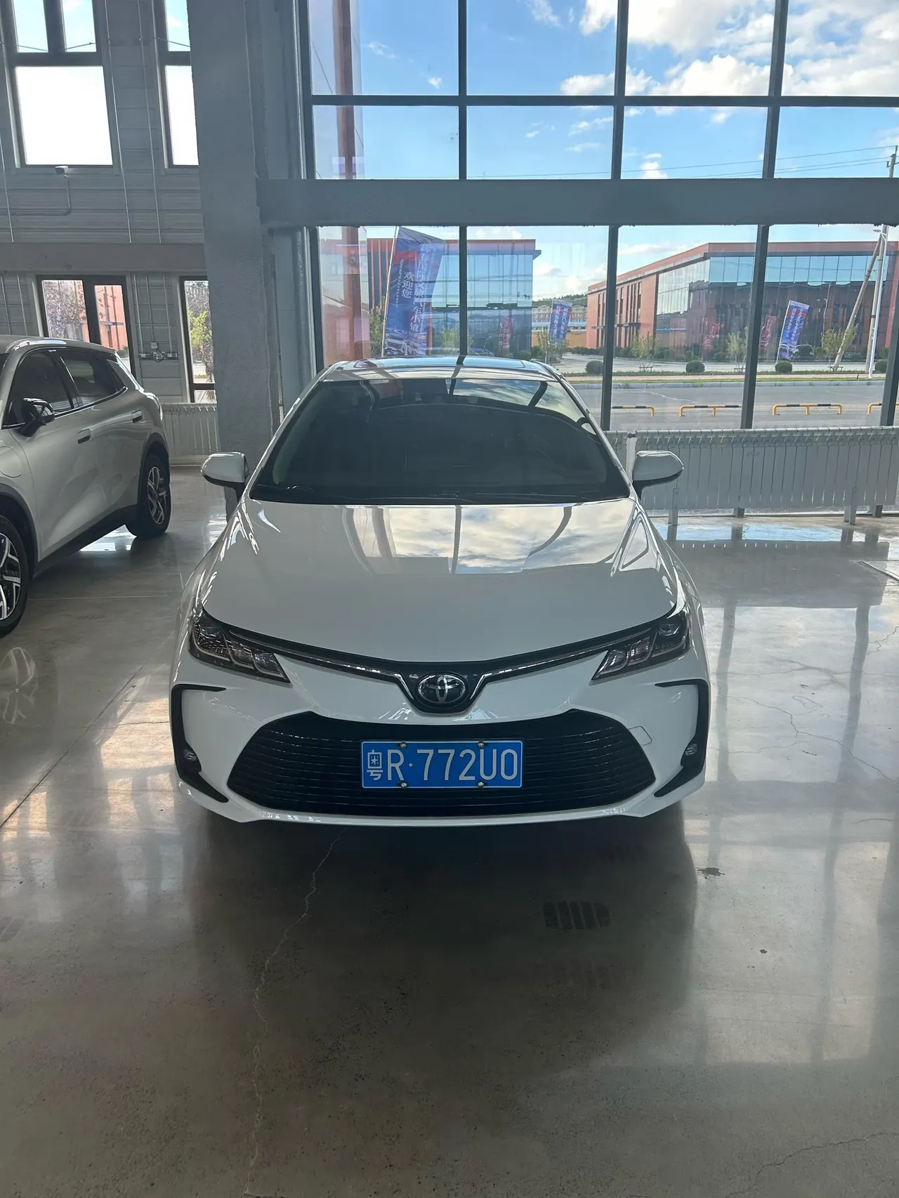 Toyota 2023 corolla 1.2T stepless elite version of automatic gear 2